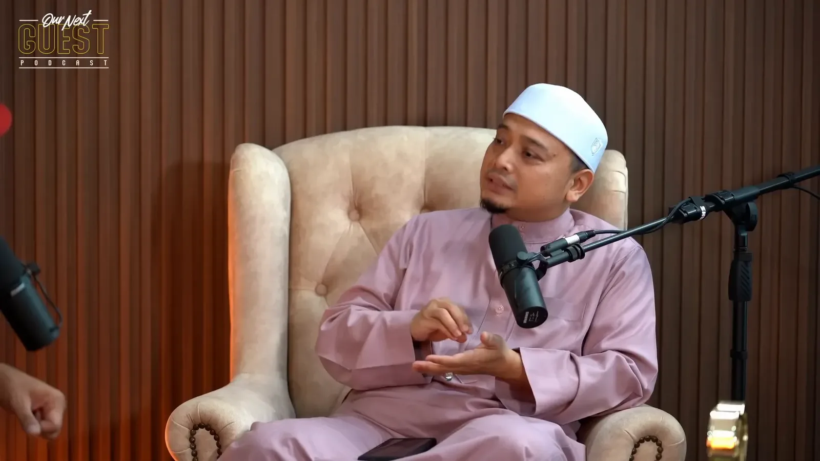 Ustaz Wadi Annuar menjalani kehidupan sehari-hari di Syria