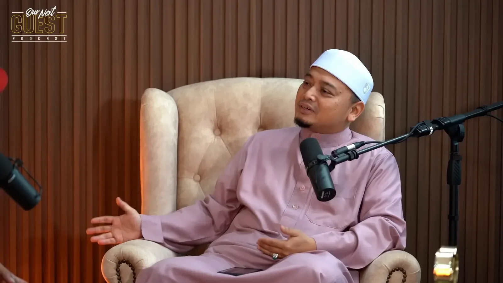 Ustaz Wadi Annuar memberikan pandangan tentang pendidikan