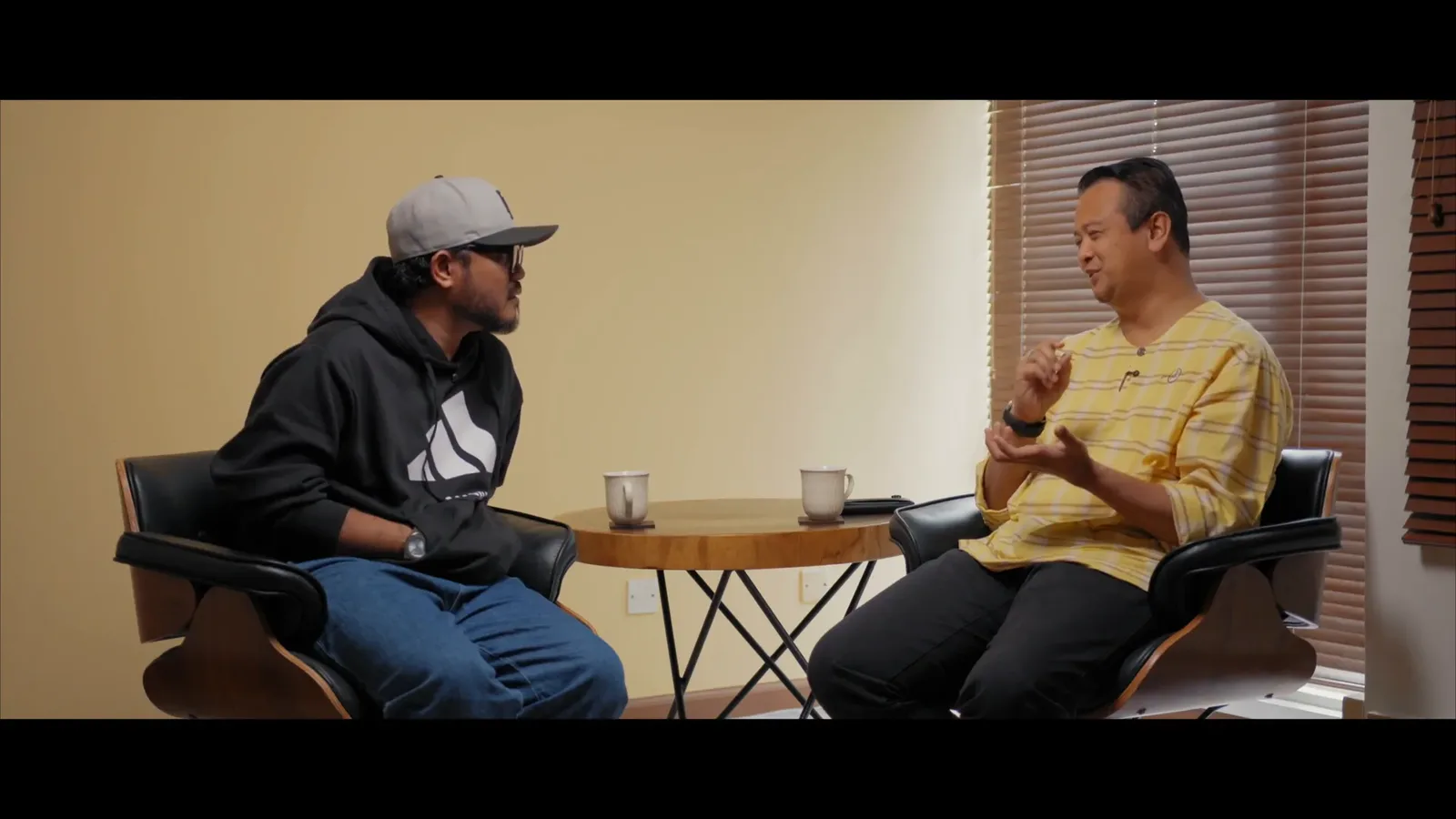 Syamsul semasa berdebat