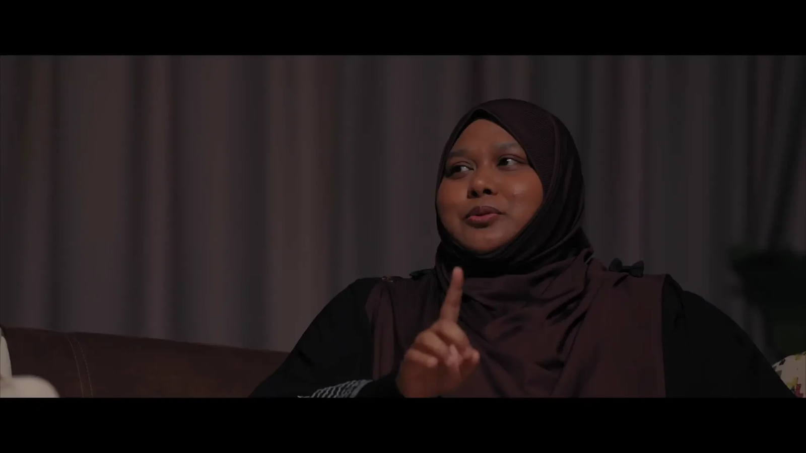 64c087f5 593a 4d0a 885f 988d2e54f731 1 Cabaran Izyan Melawan Penyakit Lupus: Izyan Mellyna & Ustazah Farah AI