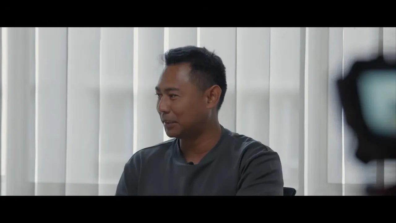 6286cdb9 cbda 4cfa 9c6c f51011009399 “Cycling Di China, Dirompak Di China, Diselamatkan Askar China” OurNextGuest : Zahariz