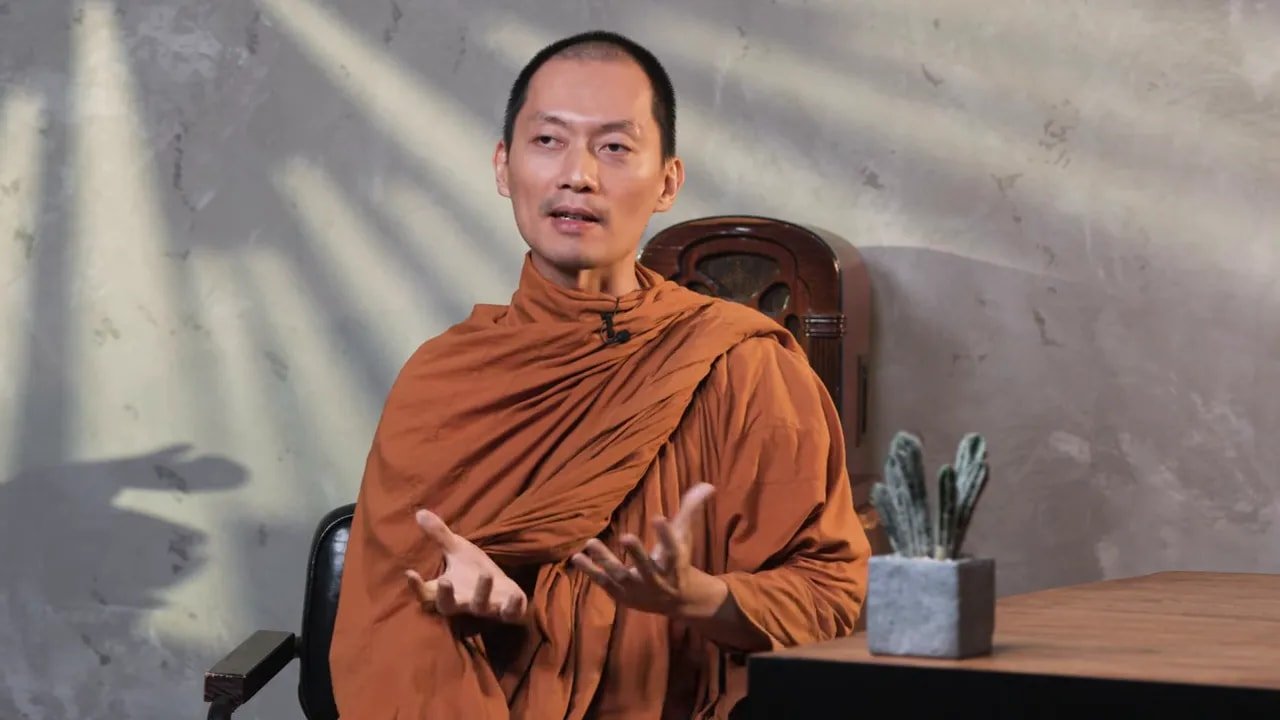 Aaza menjelaskan diam dan stillness sebagai ibadah dalam Islam