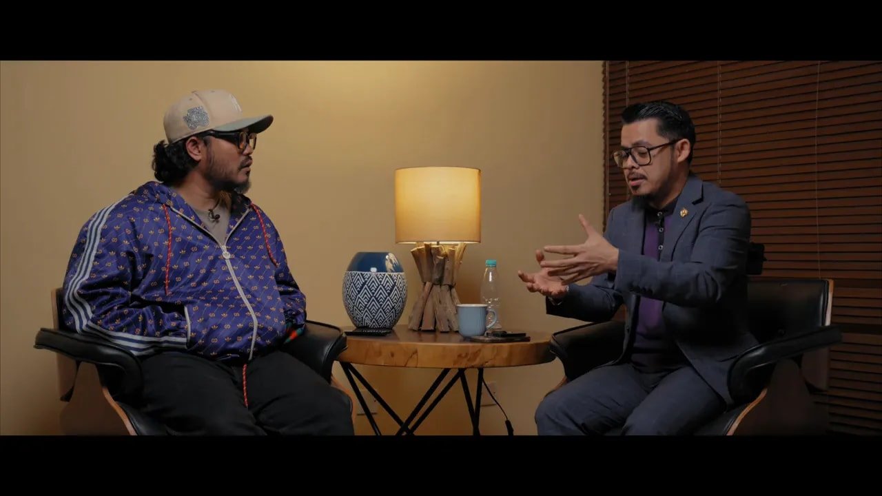 Peranan ibu bapa menonton bersama anak untuk memberi filter dan panduan