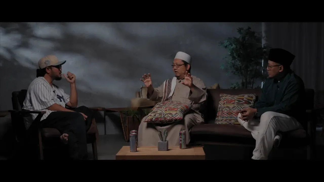 “Perbezaan Salafi Dan Sufi” — Perbincangan Bersahaja Antara Ustaz Saiful Adli & Ustaz Syed Amin Perbincangan persamaan dan perbezaan praktikal