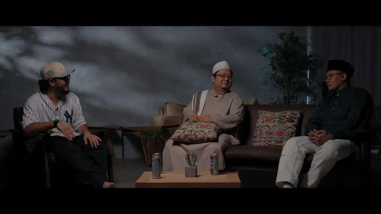 “Perbezaan Salafi Dan Sufi” — Perbincangan Bersahaja Antara Ustaz Saiful Adli & Ustaz Syed Amin Perbincangan tentang perlunya persaudaraan dan rasa tawaduk