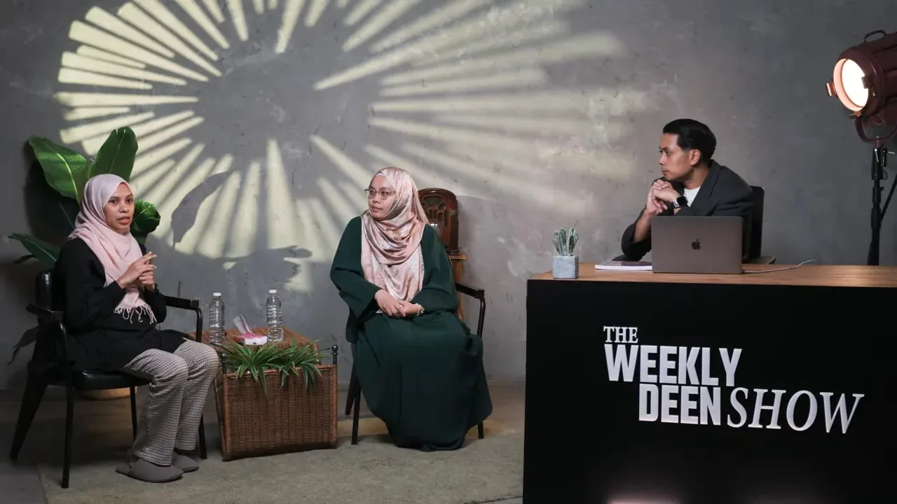 The Weekly Deen Show Eps 4 - Adakah Penyembuhan Cara New Age Itu Syirik? Bersama Ustazah Nur Hidayah Azman & Dr. Shariffa Syahidah Perbualan tentang bagaimana sains dan iman saling melengkapi dalam konteks menjaga kesihatan