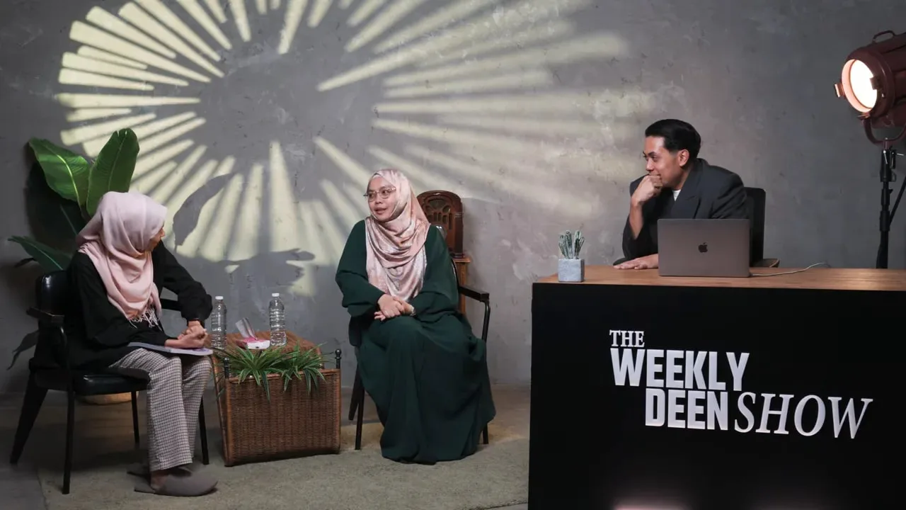 The Weekly Deen Show Eps 4 - Adakah Penyembuhan Cara New Age Itu Syirik? Bersama Ustazah Nur Hidayah Azman & Dr. Shariffa Syahidah Perbualan tentang pembedahan estetik dan batas perubatan mengikut syarak