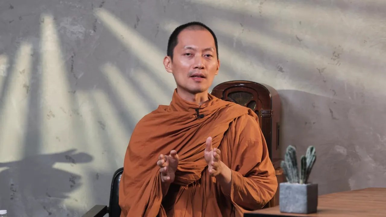 Prago menerangkan amalan pengulangan mantra semasa kerja rutin